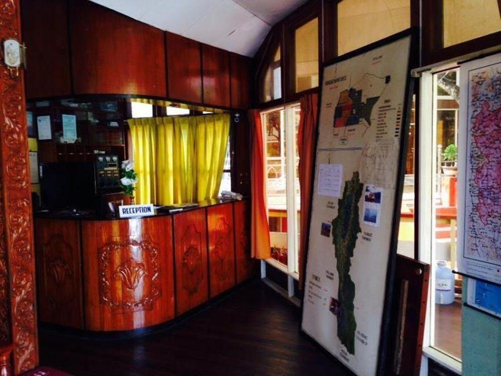 Primrose Hotel Няунг Шве Екстериор снимка