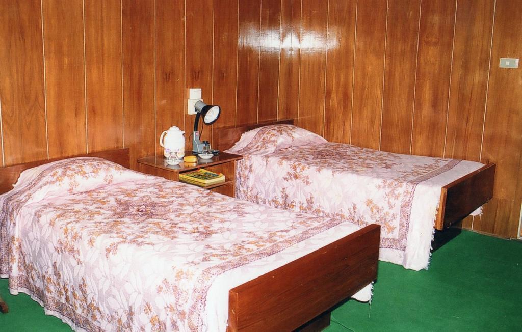 Primrose Hotel Няунг Шве Екстериор снимка