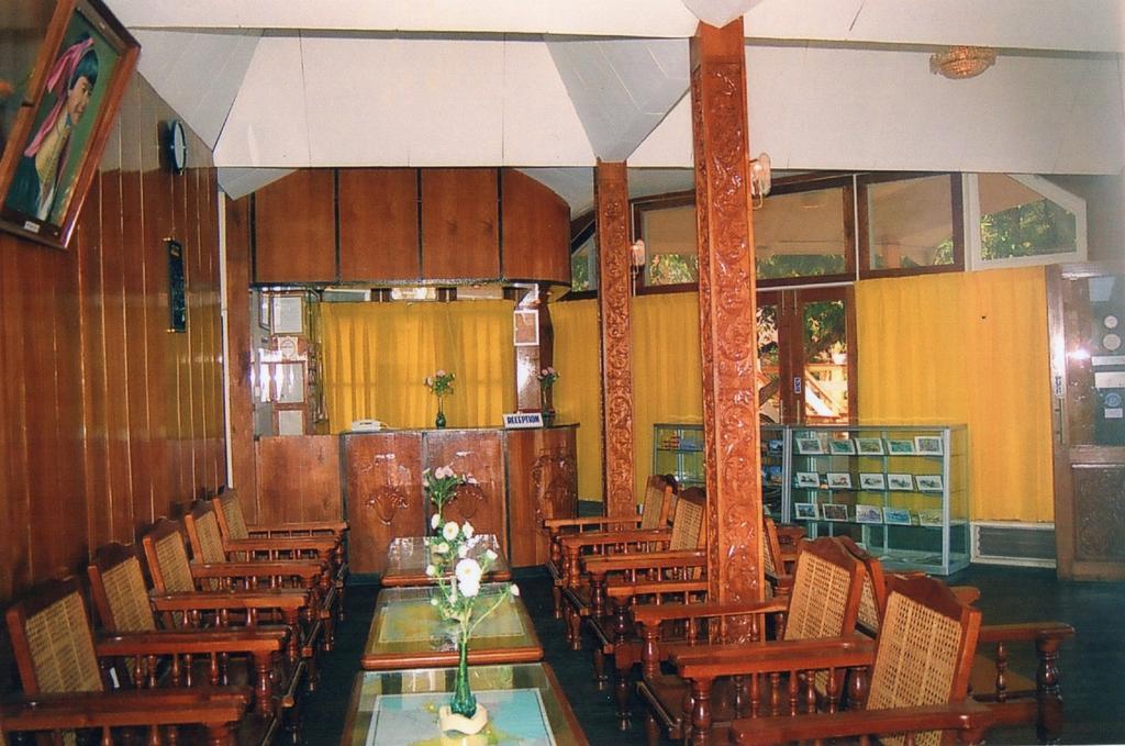 Primrose Hotel Няунг Шве Екстериор снимка