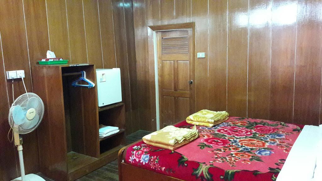 Primrose Hotel Няунг Шве Екстериор снимка