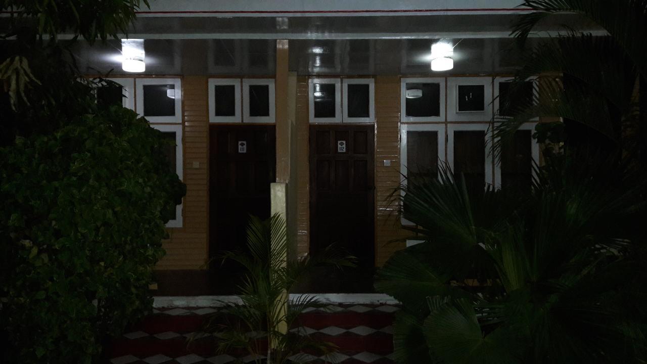 Primrose Hotel Няунг Шве Екстериор снимка